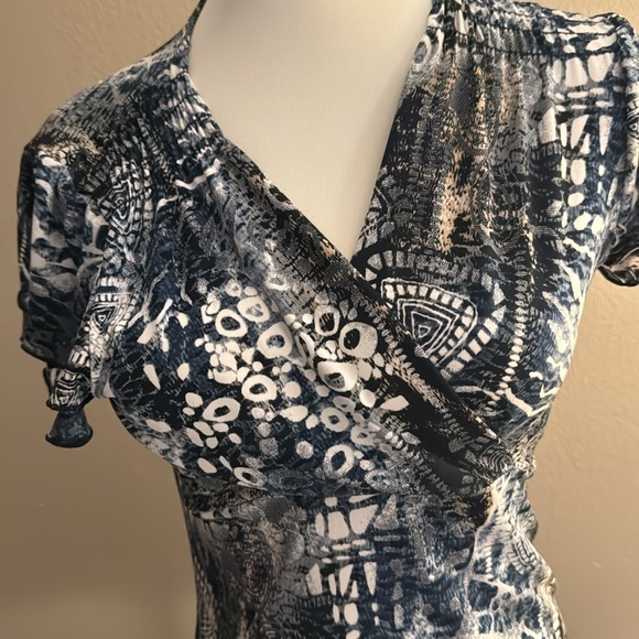 Great condition from boutique:Conrad C Collection XS/TP short sleeve blouse - Picture 2 of 5